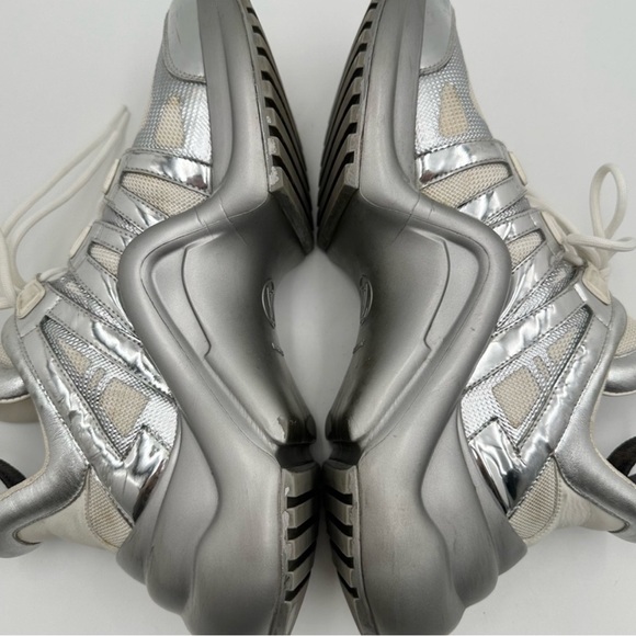 Louis Vuitton Archlight Metallic Sneakers Shoes - Picture 4 of 12